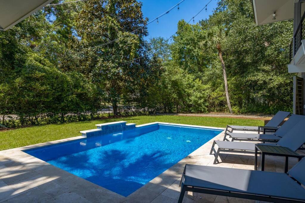 Luxury Beach House - 2Min Walk To Beach - Private Pool - Group & Dog Friendly Île de Hilton-Head Extérieur photo