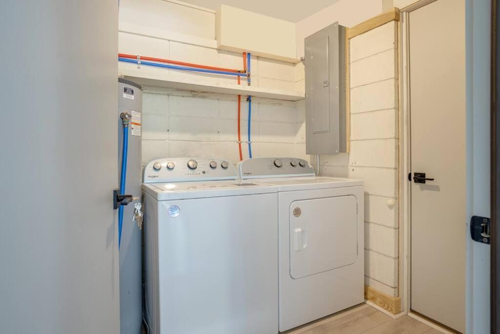 Luxury Beach House - 2Min Walk To Beach - Private Pool - Group & Dog Friendly Île de Hilton-Head Extérieur photo