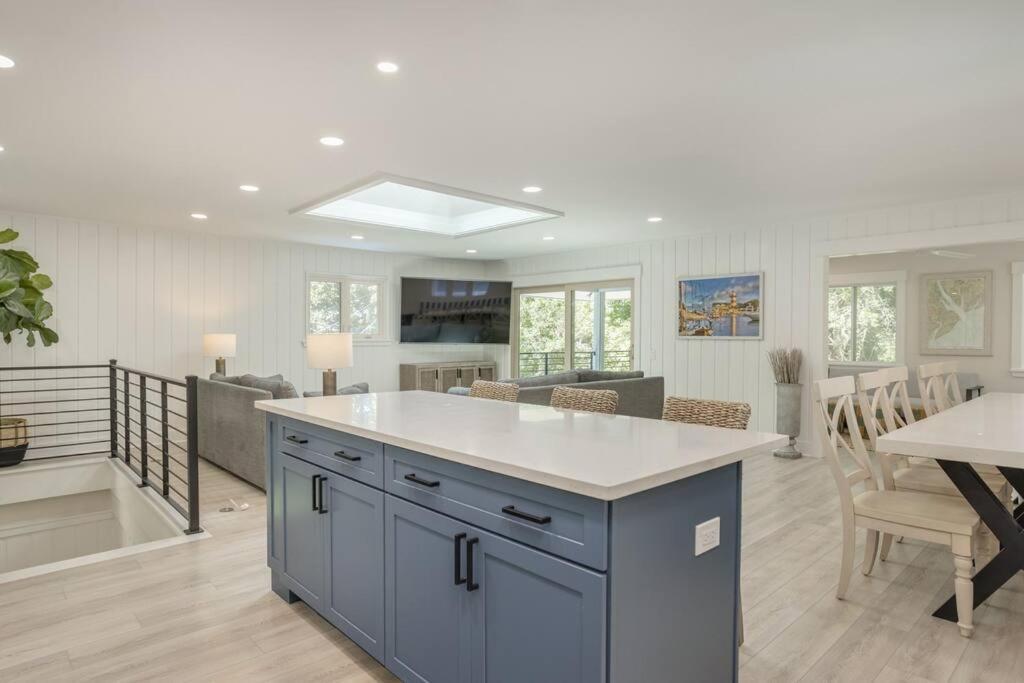 Luxury Beach House - 2Min Walk To Beach - Private Pool - Group & Dog Friendly Île de Hilton-Head Extérieur photo
